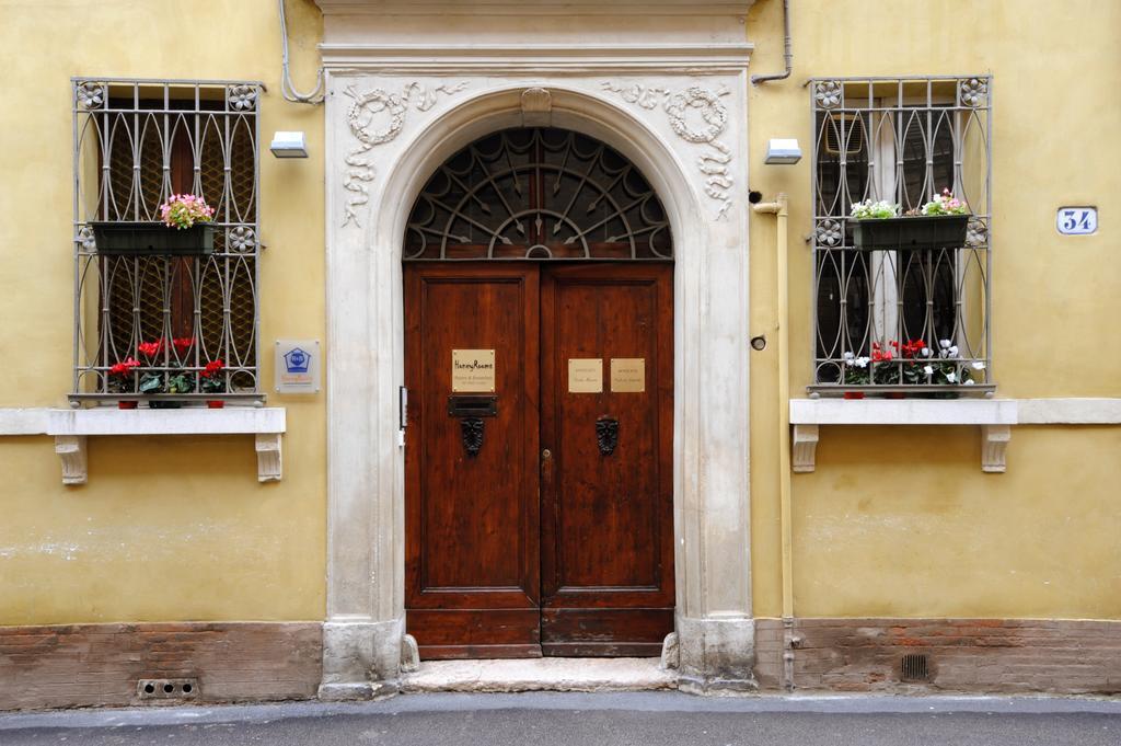 Honey Rooms Ferrara Exterior photo